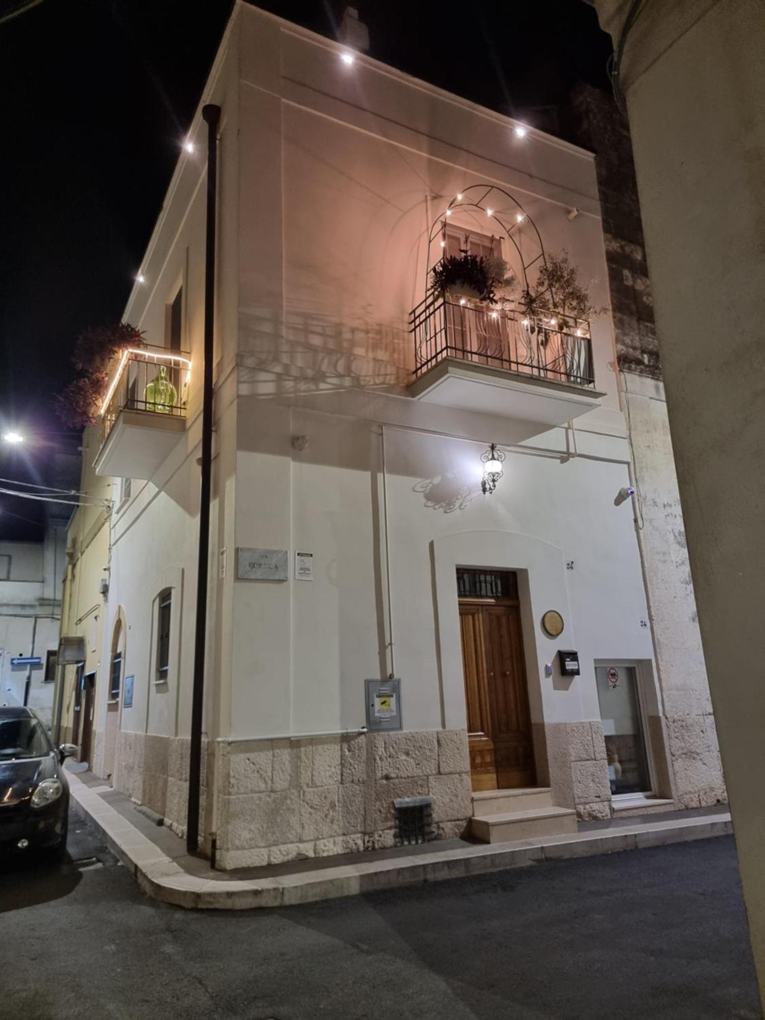 B&B Novecento Italiano Altamura Bagian luar foto