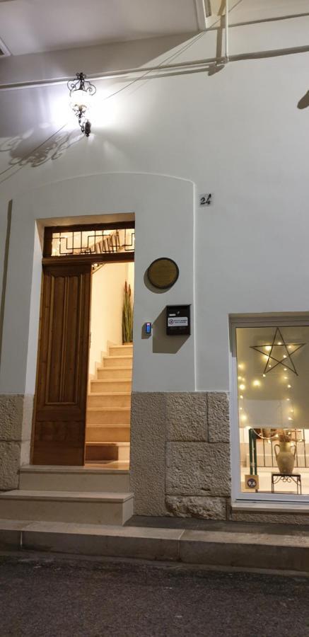 B&B Novecento Italiano Altamura Bagian luar foto